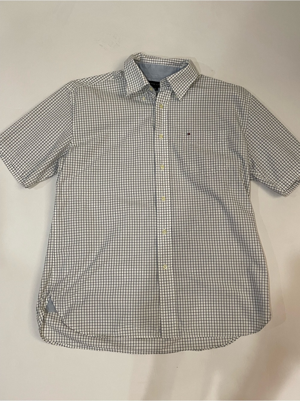 Tommy Hilfiger Men’s White and Navy Check Short Sleeve Button-Down Shirt